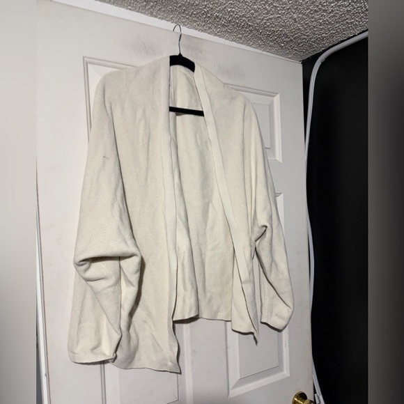 Lululemon Boxy Cotton-Blend Knit Wrap Heathered Bone - Picture 2 of 5